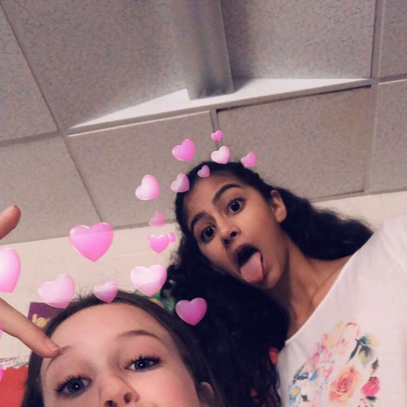 Meet your Posher, Neelam - Picture 1 of 1